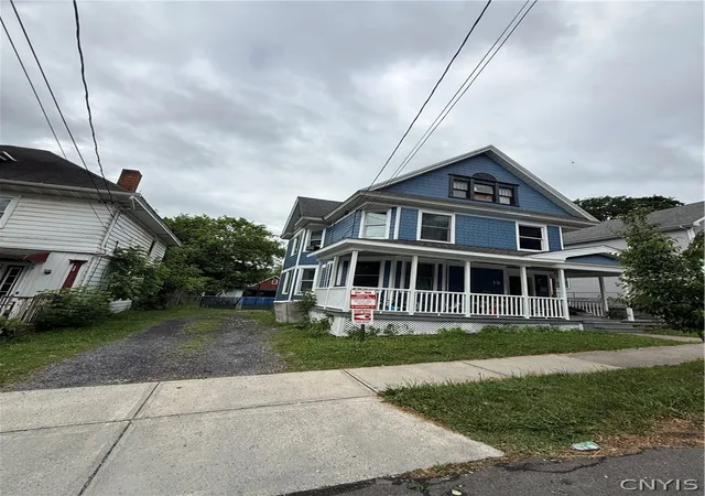 Homes for sale in Auburn, NY | 12 Woodruff Pl, Auburn, NY 13021 | MLS# S1691514