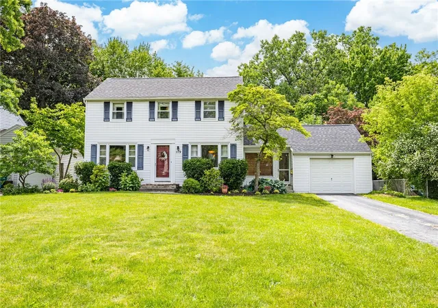 1st image of 119 Eastgate Dr, Irondequoit, NY 14617 | MLS# R1690100