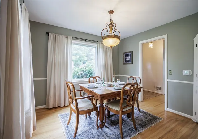 5th image of 119 Eastgate Dr, Irondequoit, NY 14617 | MLS# R1690100