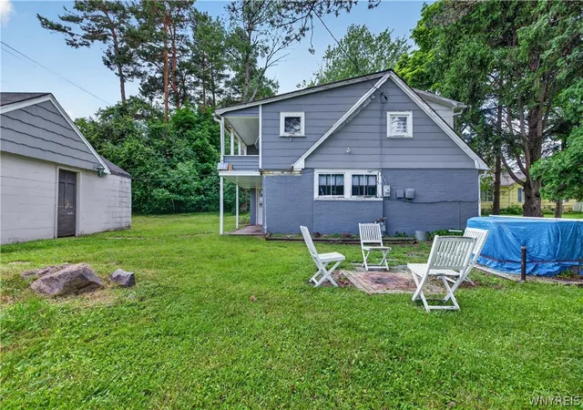 Homes for sale in Hamburg, NY | 2623 Hakanaw Ave, Hamburg, NY 14075 | MLS# B1690969