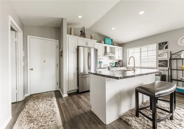Listing Photo 4 - Condo for sale in building located at 31a Veldor Park, Rochester, NY 14612