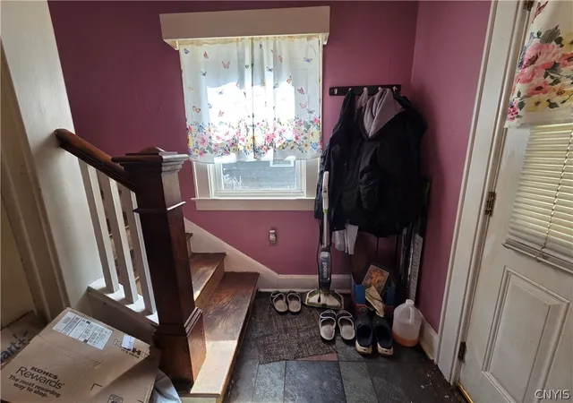 Photo 2 of Sale Pending at 117 Everingham Rd, Syracuse, NY 13205 | MLS# S1690561 | Listing updated on 2026-06-30