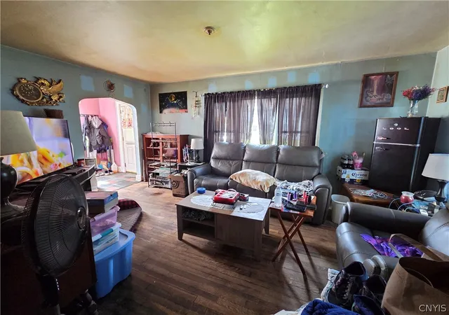 Photo 3 of Sale Pending at 117 Everingham Rd, Syracuse, NY 13205 | MLS# S1690561 | Listing updated on 2026-06-30