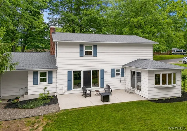 Photo 3 of Sale Pending at 2 Park Ln, Jamestown, NY 14701 | MLS# B1691257 | Listing updated on 2026-07-18