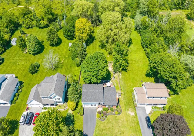 Homes for sale in Canandaigua Town, NY | 5160 Laura Ln, Canandaigua Town, NY 14424 | MLS# R1690009