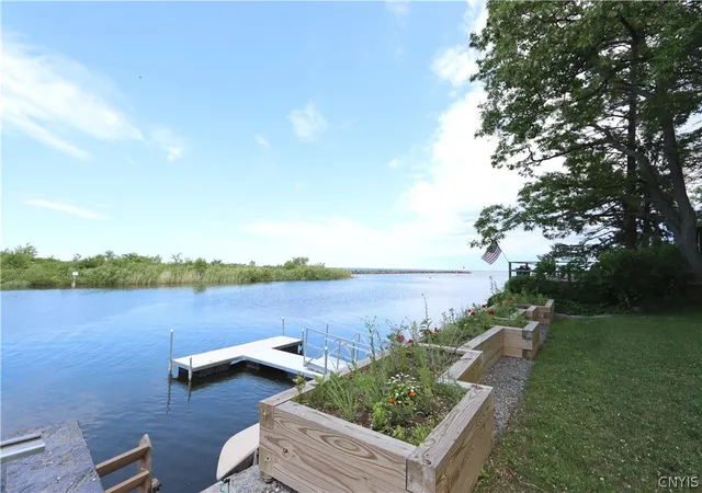Photo 5 of Single family home for sale at 11 Lake Rd Ext, Pulaski, NY 13142 | MLS# S1690787 | Listing updated on 2026-08-05