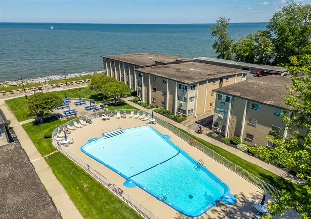 1st image of 304 Westage At The Harbour, Irondequoit, NY 14617 | MLS# R1690742