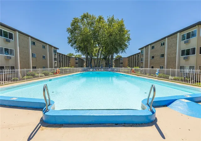 5th image of 304 Westage At The Harbour, Irondequoit, NY 14617 | MLS# R1690742