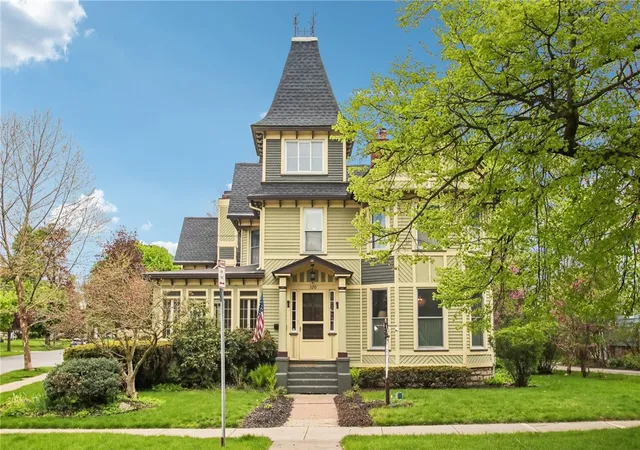 1st image of 320 Main St, Sweden, NY 14420 | MLS# R1691600