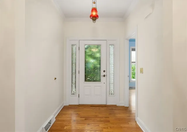Photo 5 of Single family home for sale at 4324 Lafayette Rd, Jamesville, NY 13078 | MLS# S1687783 | Listing updated on 2026-08-01