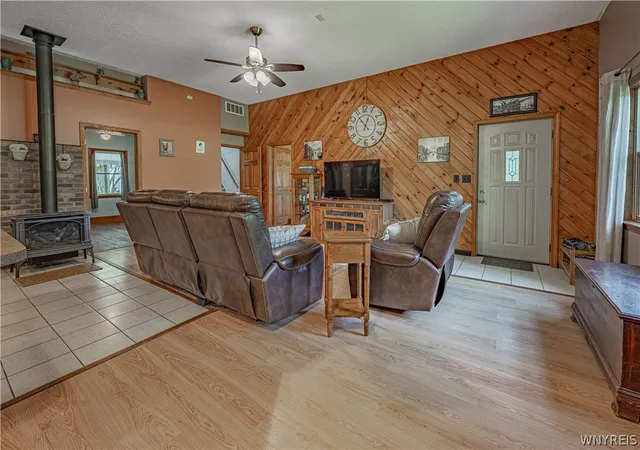 3rd image of 6064 Condren Rd, Newfane, NY 14108 | MLS# B1691501
