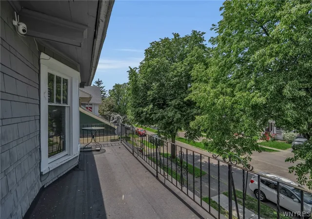 Photo 21 of Sale Pending at 39 Seminole Pkwy, Buffalo, NY 14210 | MLS# B1684894 | Listing updated on 2026-07-17