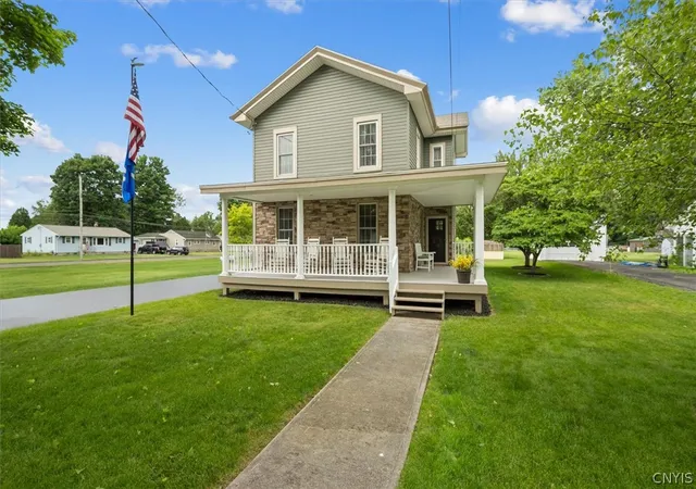 Homes for sale in Lenox, NY | 314 Lewis St, Lenox, NY 13032 | MLS# S1690014