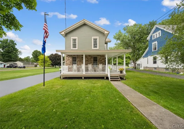 Homes for sale in Lenox, NY | 314 Lewis St, Lenox, NY 13032 | MLS# S1690014