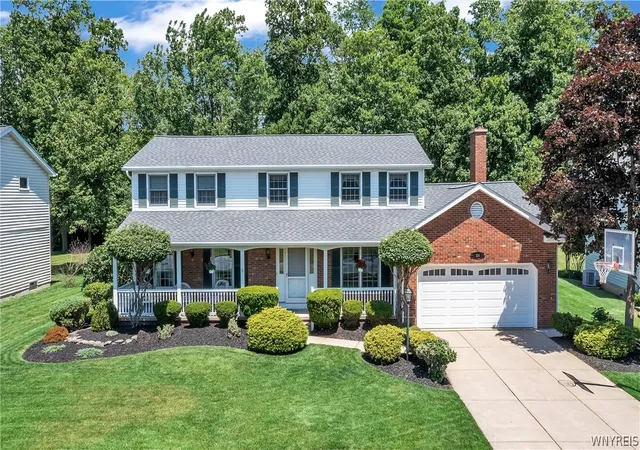 1st image of 154 Fairview Ct, Grand Island, NY 14072 | MLS# B1687912