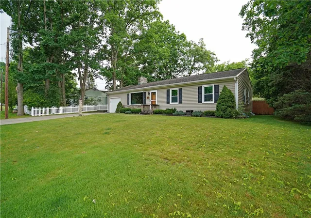 2nd image of 259 W 4th St, Corning, NY 14830 | MLS# R1691086