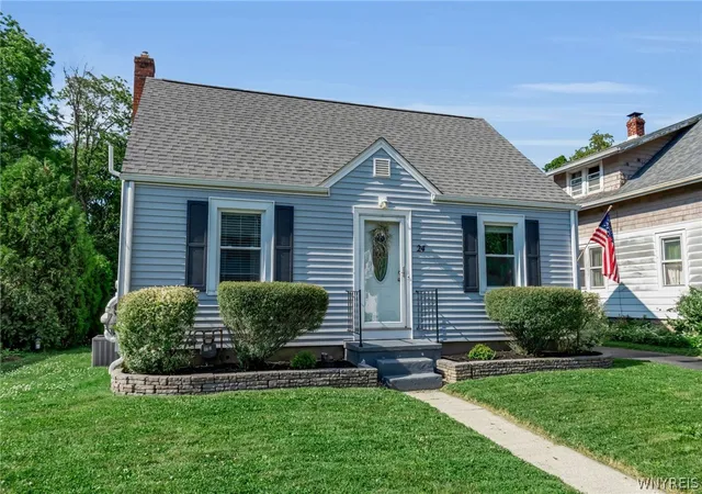 Homes for sale in Hamburg, NY | 24 Beverly Pl, Hamburg, NY 14075 | MLS# B1691578