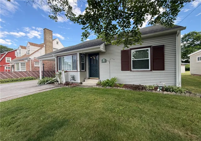 Homes for sale in Southport, NY | 859 Holdridge St, Southport, NY 14904 | MLS# R1691490