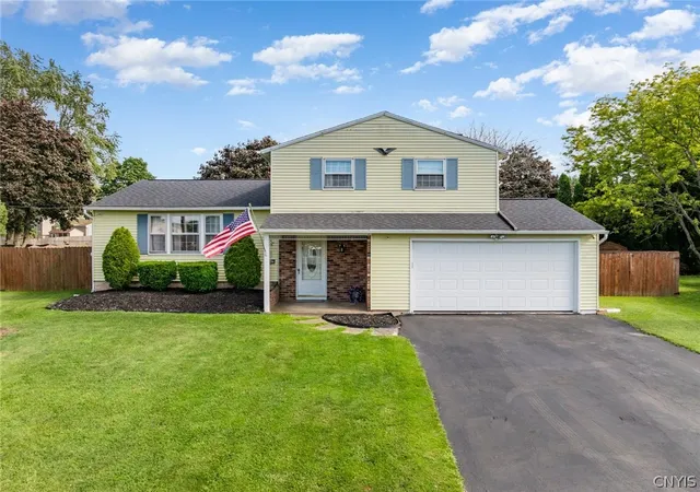 Homes for sale in Clay, NY | 4362 Millwood Cir, Clay, NY 13090 | MLS# S1691526