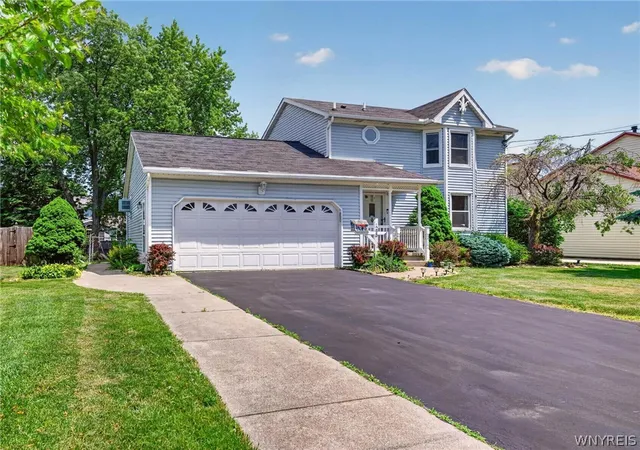 1st image of 1295 Nash Rd, North Tonawanda, NY 14120 | MLS# B1691375