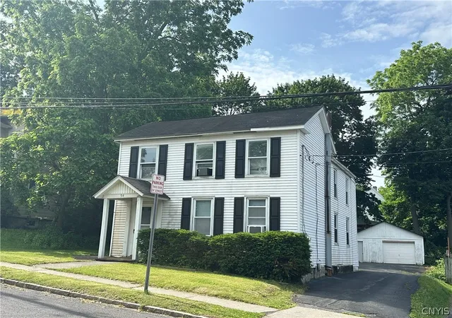 Photo 2 of Sale Pending at 34 Lincoln St, Auburn, NY 13021 | MLS# S1690673 | Listing updated on 2026-08-01
