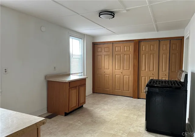 Listing Photo 5 - Condo for sale in building located at 34 Lincoln St, Auburn, NY 13021