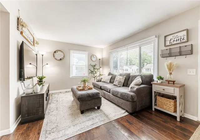 4th image of 130 Taft Ave, Irondequoit, NY 14609 | MLS# R1690816