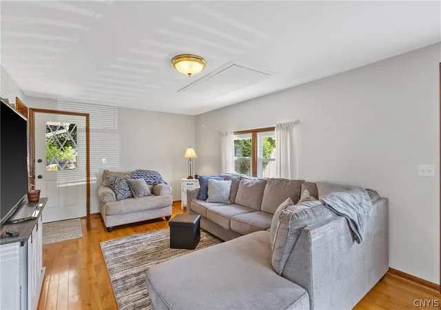4th image of 109 Bury Dr, Syracuse, NY 13209 | MLS# S1691682