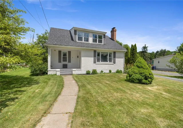 Homes for sale in Seneca Falls, NY | 103 E Bayard St, Seneca Falls, NY 13148 | MLS# R1691297