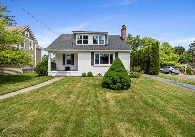Homes for sale in Seneca Falls, NY | 103 E Bayard St, Seneca Falls, NY 13148 | MLS# R1691297