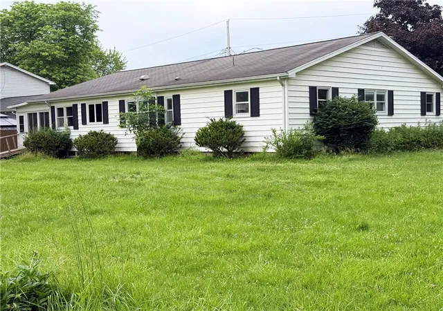 Photo 4 of Sale Pending at 13 Joanne Ave, Seneca Falls, NY 13148 | MLS# R1687347 | Listing updated on 2026-08-04