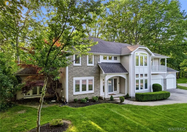 2nd image of 6970 Lockwood Ct, Lockport Town, NY 14094 | MLS# B1691745