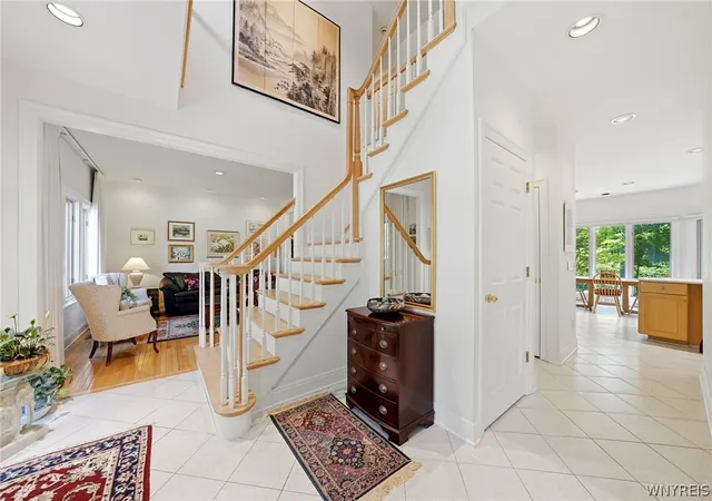 4th image of 6970 Lockwood Ct, Lockport Town, NY 14094 | MLS# B1691745