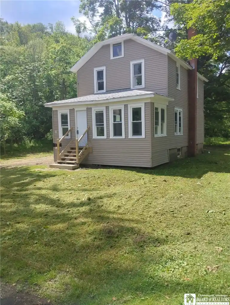 Single family home for sale at 11 4th Avenue, Franklinville, NY 14737 | MLS# R1691722