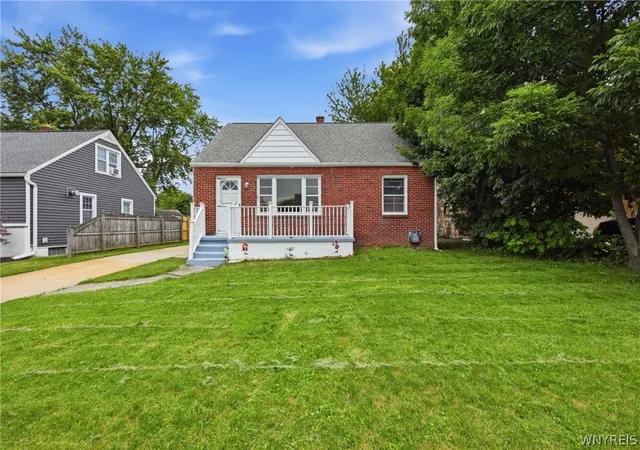 Homes for sale in Cheektowaga, NY | 72 Birkdale Rd, Cheektowaga, NY 14225 | MLS# B1691790