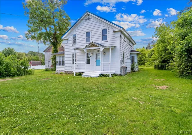 Homes for sale in Scriba, NY | 5565 State Route 104, Scriba, NY 13126 | MLS# S1682011