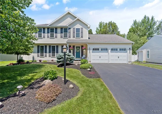 1st image of 8775 Raulli Dr, Cicero, NY 13039 | MLS# S1691097