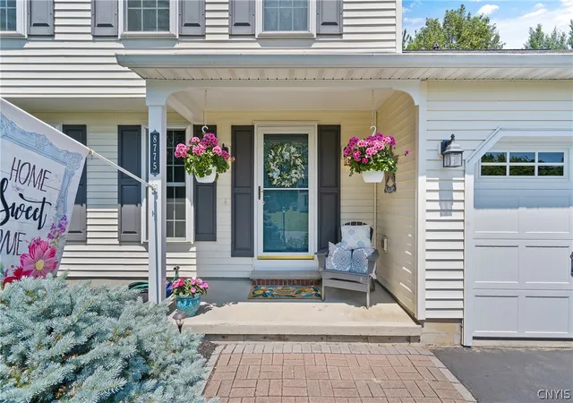 3rd image of 8775 Raulli Dr, Cicero, NY 13039 | MLS# S1691097