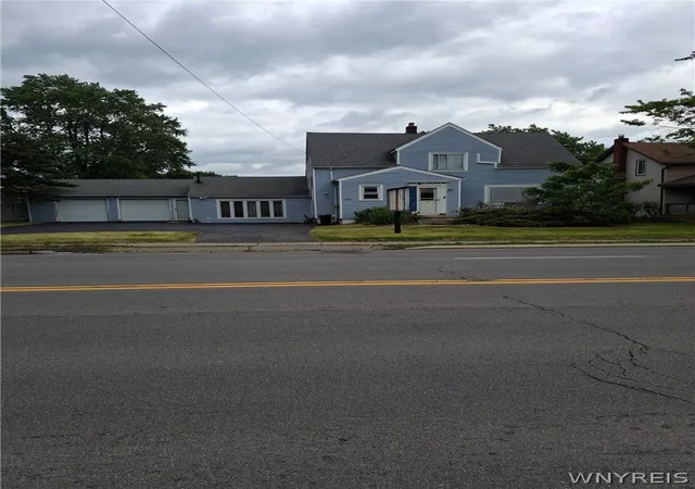 Homes for sale in Cheektowaga, NY | 3993 Union Rd, Cheektowaga, NY 14225 | MLS# B1691732