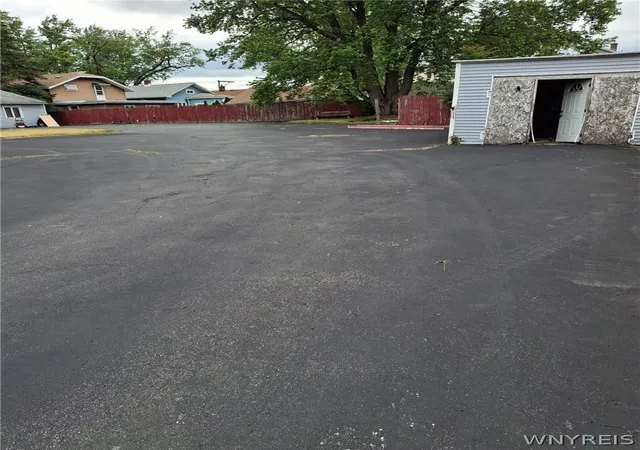 Homes for sale in Cheektowaga, NY | 3993 Union Rd, Cheektowaga, NY 14225 | MLS# B1691732