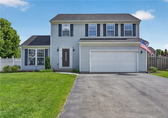 Homes for sale in Clay, NY | 5467 Congleton Cir, Clay, NY 13041 | MLS# S1689258