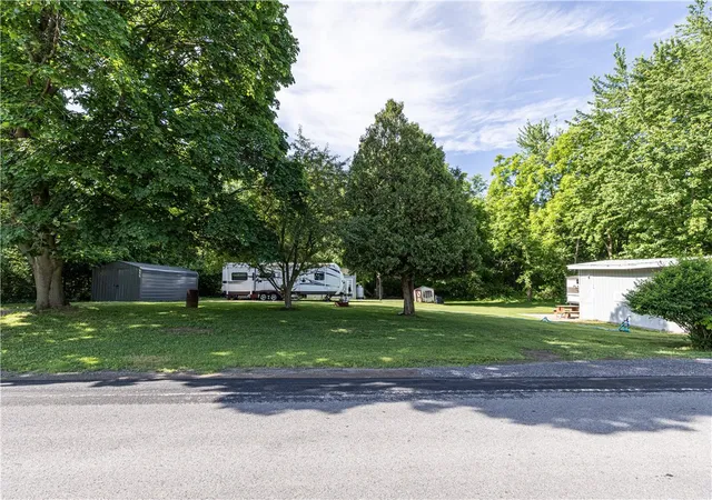 Homes for sale in Arcadia, NY | 5524 Martin Rd, Arcadia, NY 14505 | MLS# R1691205