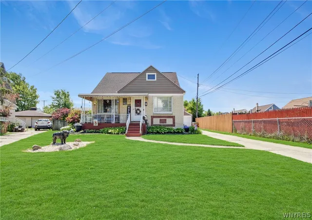 Photo 1 of Sale Pending at 4 Amurra Ct, Buffalo, NY 14225 | MLS# B1691483 | Listing updated on 2026-07-27