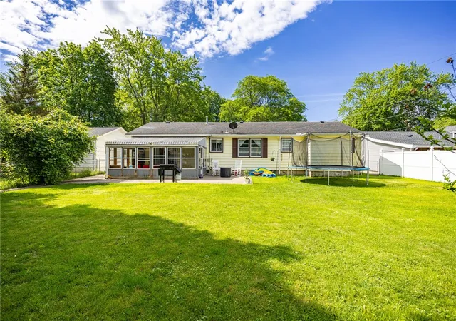 Homes for sale in Gates, NY | 22 Glen Oaks Dr, Gates, NY 14624 | MLS# R1691648