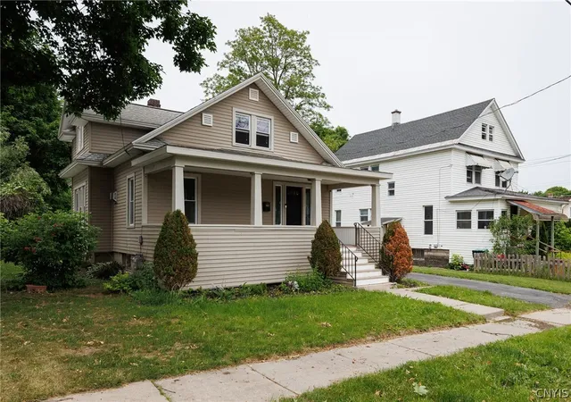 Photo 3 of Single family home for sale at 709 Lansing St, Watertown, NY 13601 | MLS# S1691836 | Listing updated on 2026-07-09