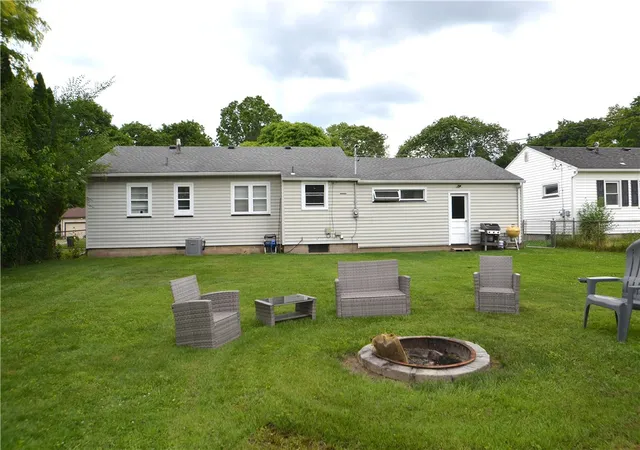 2nd image of 243 Hildegarde Rd, Rochester, NY 14626 | MLS# R1691659