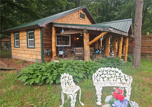 Homes for sale in Williamstown, NY | 3 Pine Grove Dr, Williamstown, NY 13302 | MLS# R1691545