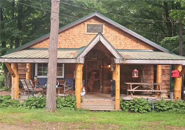 Homes for sale in Williamstown, NY | 3 Pine Grove Dr, Williamstown, NY 13302 | MLS# R1691545