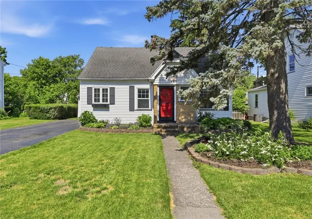 1st image of 499 Shelford Rd, Irondequoit, NY 14609 | MLS# R1682869