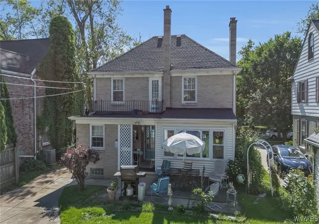 Photo 3 of Sale Pending at 63 Grosvenor Rd, Buffalo, NY 14223 | MLS# B1691179 | Listing updated on 2026-07-18